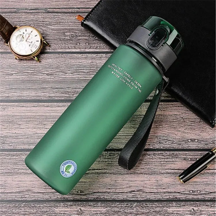 Brand BPA Free Leak Proof Sports Water Bottle High Quality Tour Hiking Portable My Favorite Drink Bottles  560ml